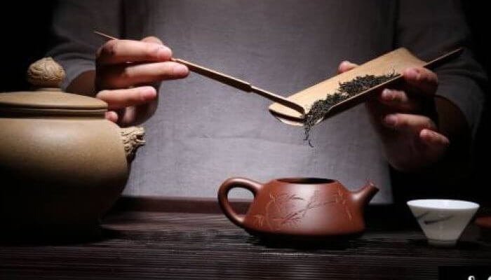 Pha trà ngon bằng ấm tử sa
